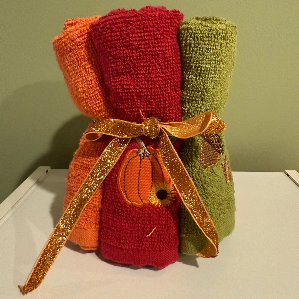 Festive Autumn Wash Rag Set - Red, Orange, Green